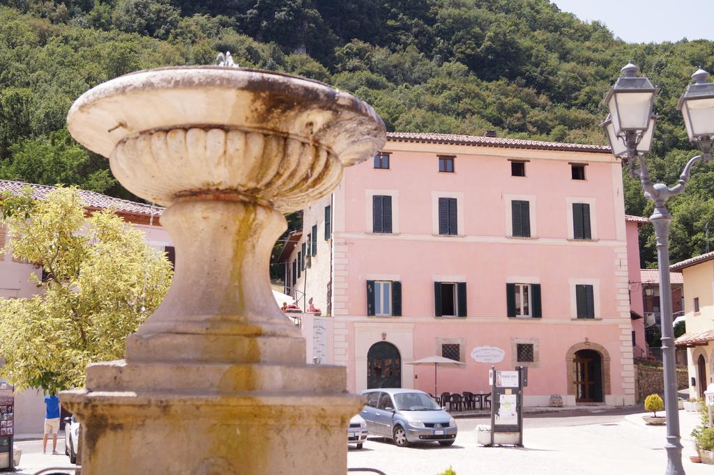 Dimora Della Fonte Hotel Greccio Exterior photo